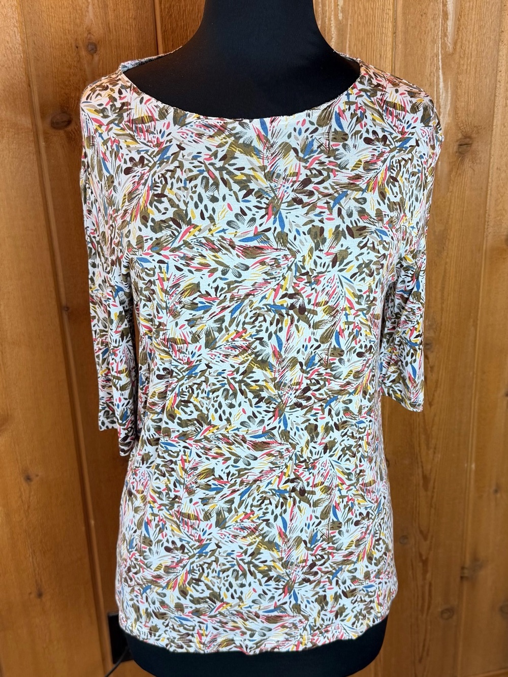 Scoop Neck Women's Tunic in Cream Multicolor Leaf Print size Medium